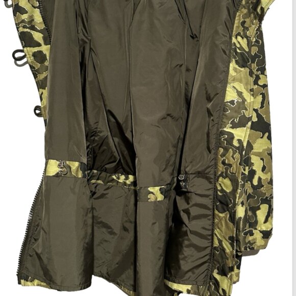 Moncler Pistache Giubbotto Green Camouflage Women’s Jacket - Picture 9 of 15